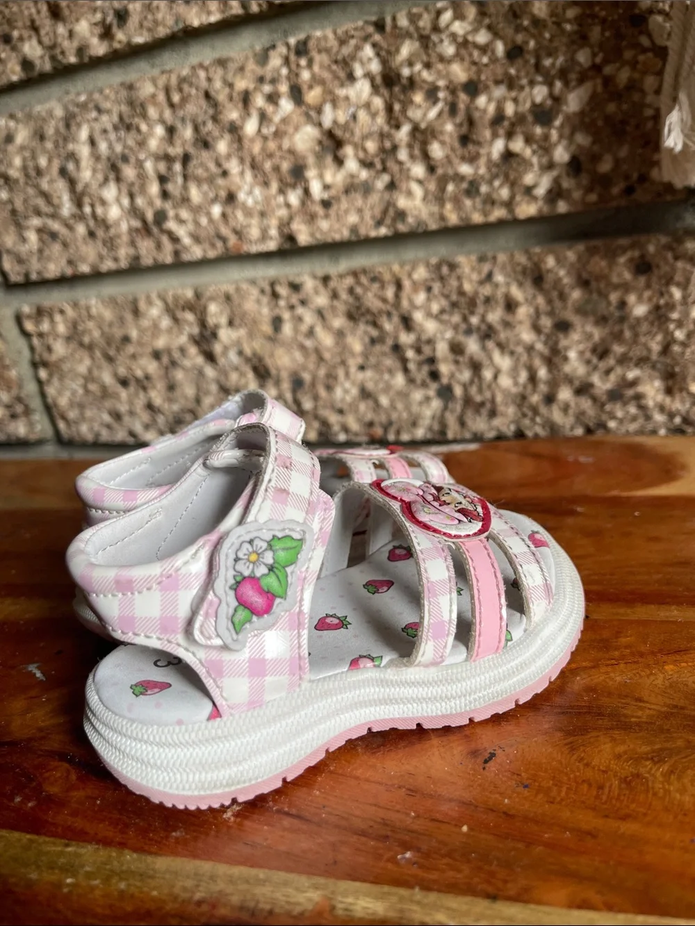 Strawberry Shortcake comfortable pink